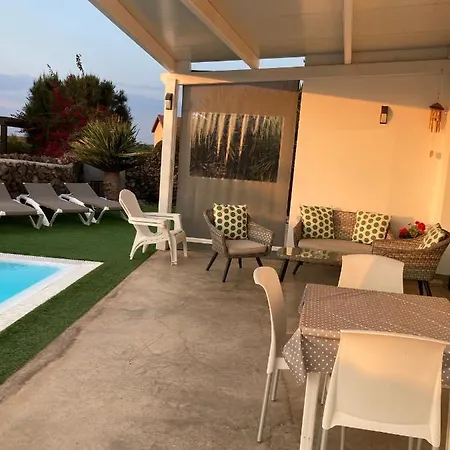 Seaside Retreat: El Roque Oasis With Private Pool Villa