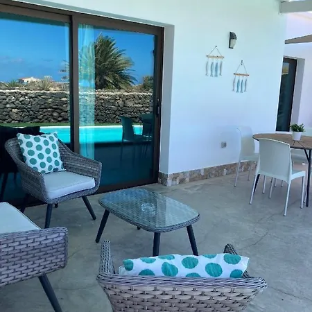 Seaside Retreat: El Roque Oasis With Private Pool Villa El Cotillo (Fuerteventura)