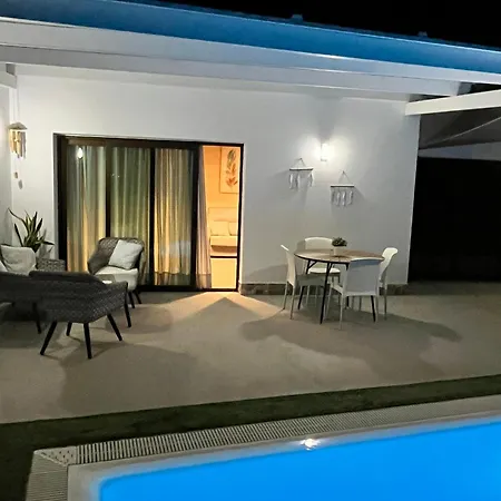 Seaside Retreat: El Roque Oasis With Private Pool Villa *
