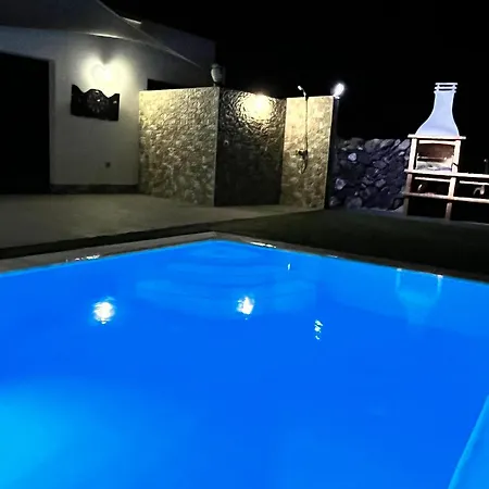 Seaside Retreat: El Roque Oasis With Private Pool Villa El Cotillo (Fuerteventura)