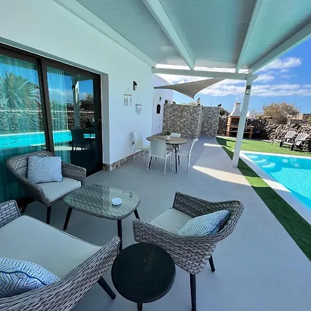 Seaside Retreat: El Roque Oasis With Private Pool El Cotillo (Fuerteventura)
